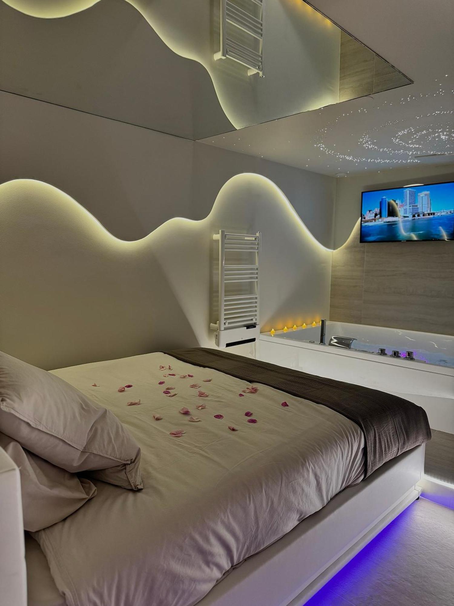 Spa Privatif - Love Room Luxe - Proche Disney Marles-en-Brie Ngoại thất bức ảnh